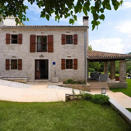 Garibaldi Holiday home Buzet