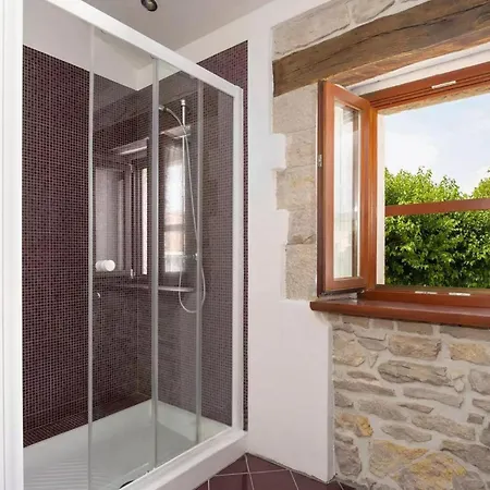 Garibaldi Holiday home *